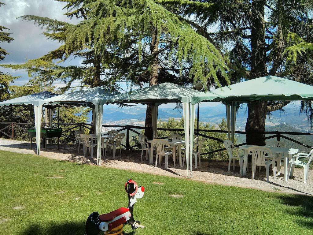 Agriturismo Monte Acuto Umbertide Δωμάτιο φωτογραφία