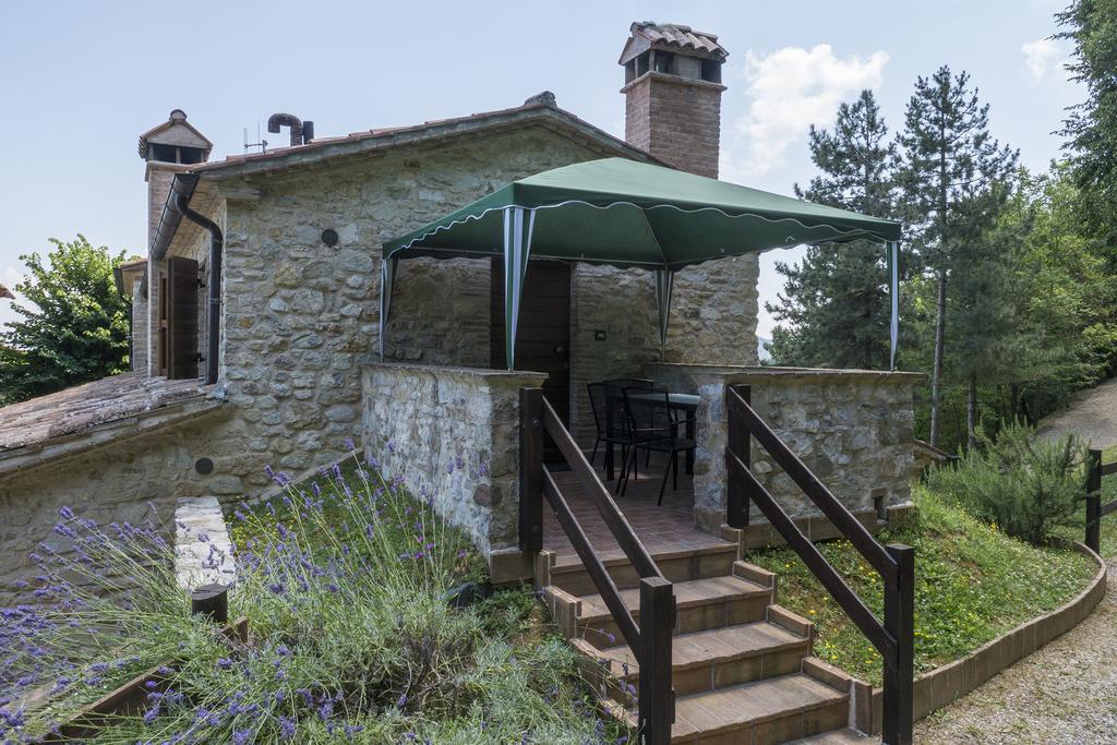 Agriturismo Monte Acuto Umbertide Δωμάτιο φωτογραφία