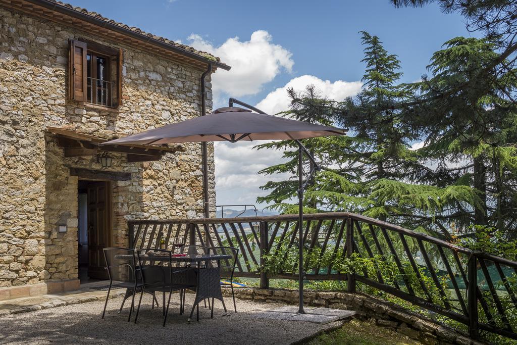 Agriturismo Monte Acuto Umbertide Δωμάτιο φωτογραφία